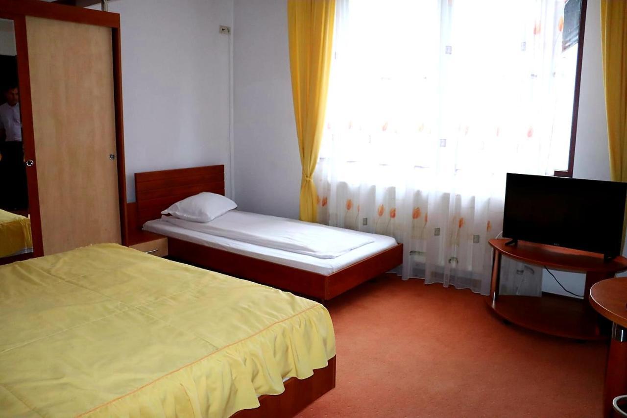 Pension Condor Poiana Brasov Bagian luar foto